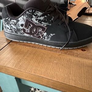 DC Black Men's Skate Sneakers with White Logo Label